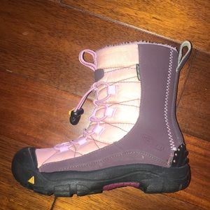 Keen snow boots!